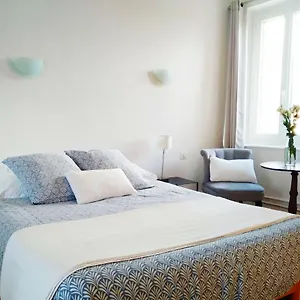 chambre-privee-avec-acces-partage-cuisine-salon-jardin.hotels-rhonealpes.com/